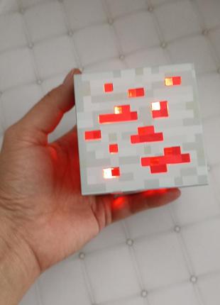 Нічник  майнкрафт  usb куб блок led my world minecraft‌ 7,5 см акуумуляторний червоний редстоун красний3 фото