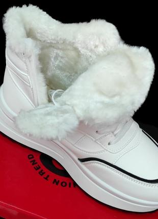 Белые зимние кроссовки, хайтопы на платформе женские4 фото