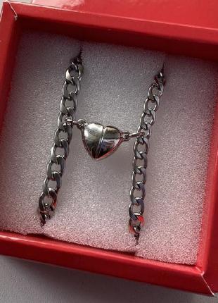 Парные браслеты для влюбленных с магнитом- сердцем1 фото