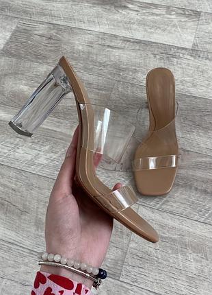 Туфлі від zara