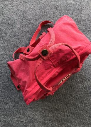 Оригінальний портфель, рюкзак fjallraven kanken classic unisex backpack flamingo pink5 фото