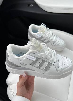 Жіночі кросівки топ якість 🏜️