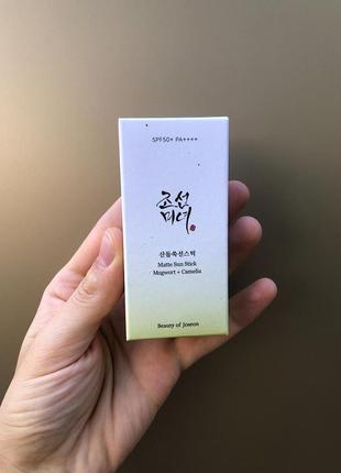 Матовый солнцезащитный сток beauty of joseon matte sun stick mugwort+camelia spf 50+ pa++++ spf спф стик