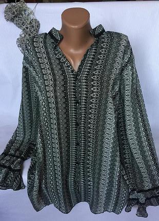 Повітряна сорочка блуза з красивим рукавчиків