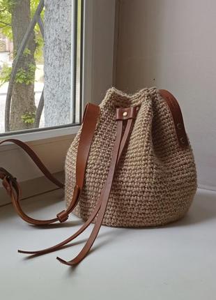 Джутовая сумка ручной работы.