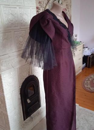 Оригінальна вечірня сукня в готичному стилі підійде для фотосесії3 фото