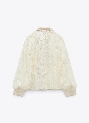 Невероятно красивая ажурная блуза zara с завязкой на шее и пуговицами жемчуга4 фото