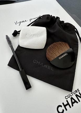 Chanel набір для макіяжу в мішечку: пензлик, щіточка, спонж