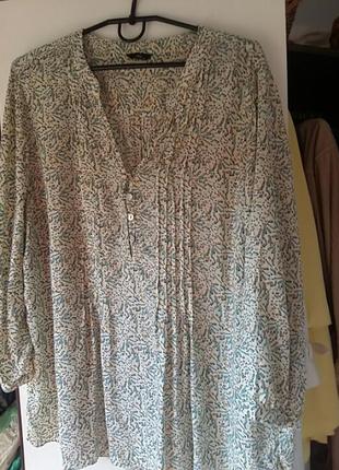 Неймовірно красива віскозна блузка від відомого бренду . швейцарія