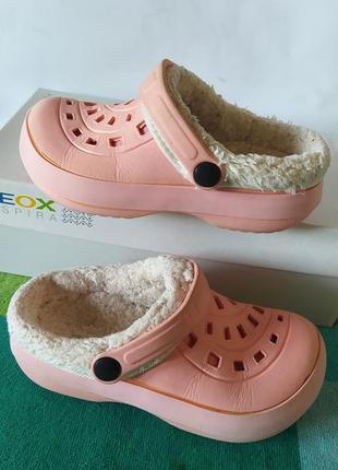 Крокси з з&#39;ємним хутром 2в1