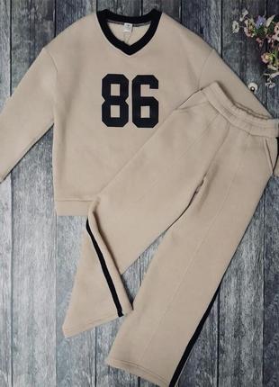 Модный костюм для девочки