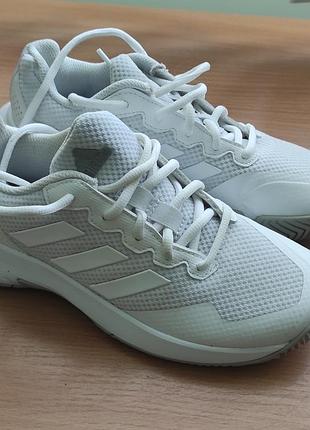 Кроссовки adidas. нави, оригинал