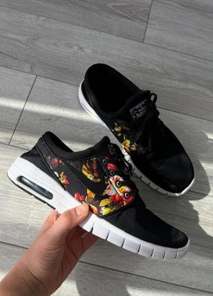 Чорні кросівки nike air sb janoski max floral кросівки в сіточку з квітами оригінальні кросівки для тренувань кросівки для бігу nike