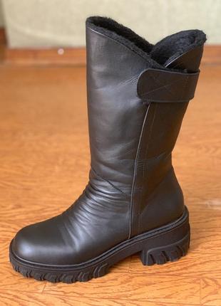 Ботинки жіночі
