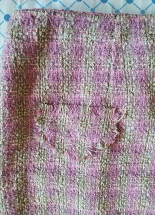 Розовая клетчатая твидовая юбка2 фото