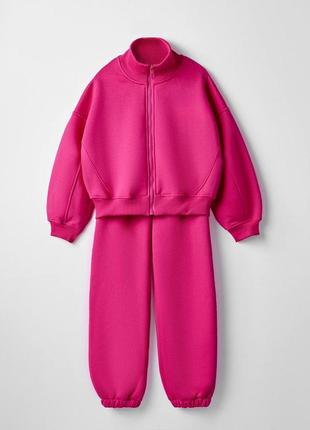 Детский малиновый розовый барби костюм для девочки базовый стильный модный 2023 год.1 фото