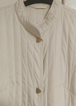 Basler легкая стеганая курточка белого(молочного) цвета4 фото
