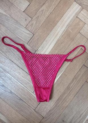 Стрінги в камінчиках