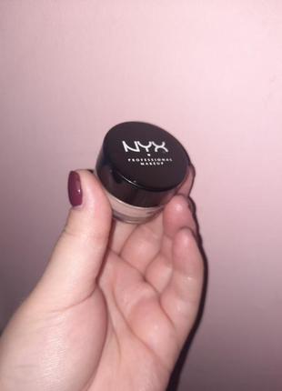 Nyx full coverage concealer,light