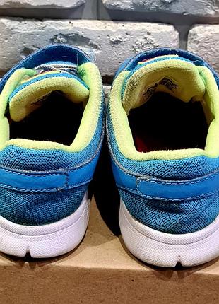Кроссовки nike 4