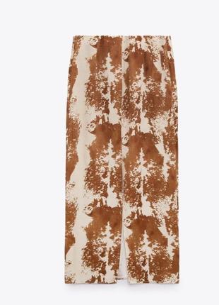 Атласная юбка макси zara в бежево коричневый принт, высокая посадка,5 фото