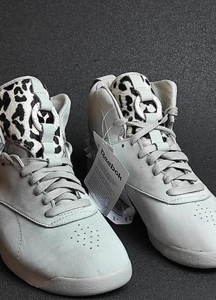 Ботинки кроссовки reebok fw4658