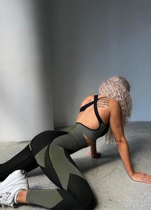 Костюм для фітнесу трійка з рашгардом10 фото