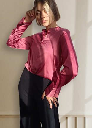 Женская атласная рубашка от бренда h&amp;m2 фото
