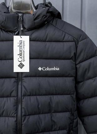 Осеняя чёрная стёганная куртка columbia с капюшоном чорна стьобана куртка на осінь columbia8 фото