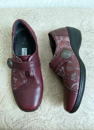 Loretta. кожаные туфли. спортивные туфли на танкетке. натуральная кожа. бордовые, марсала. мокасины.