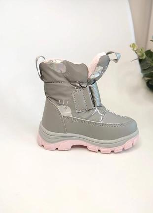 Классные светоотражающие зимние ботинки для девочек3 фото