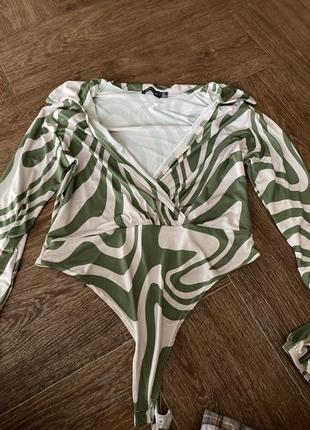 Боди на высокой посадке «boohoo»