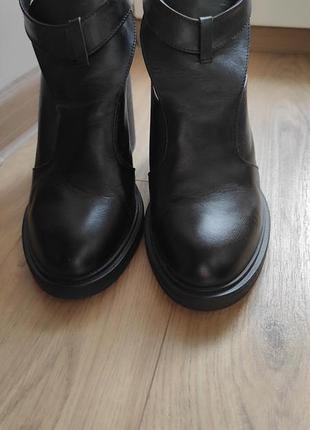 Оригінальні жіночі ботильйони туфлі натуральна шкіра демісезон