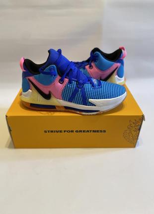 Новые оригинал кроссовки nike lebron witness 7