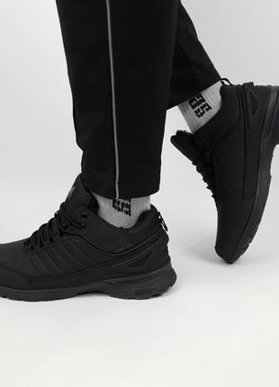 Кроссовки зимние мужские с мехом черные adidas gore-tex fur black. полуботинки на меху адидас гортек