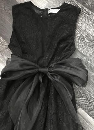Красивое маленькое чёрное платье из гипюра!6 фото