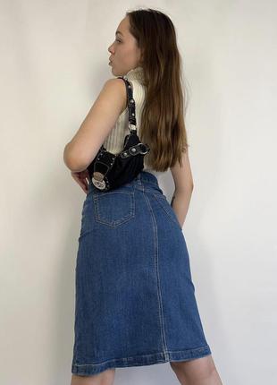 Джинсовая юбка миди со швами4 фото