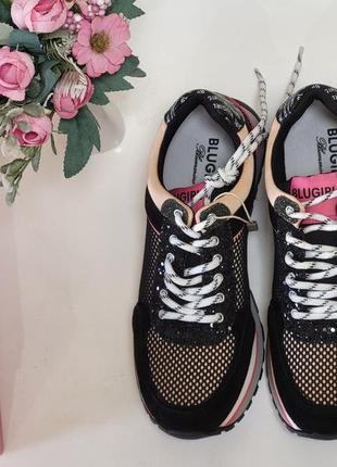 Новi крутезні сникерсы blumarine, оригинал