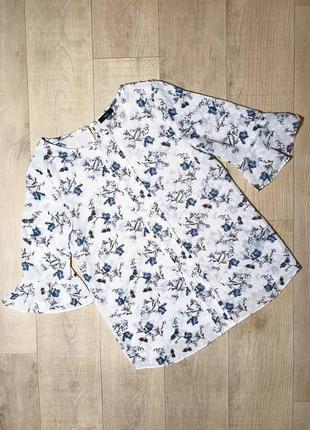 Ніжна блуза в квітковий принт бренду m&co1 фото