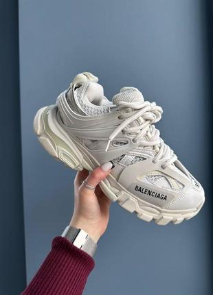 Женские кроссовки топ🏜️