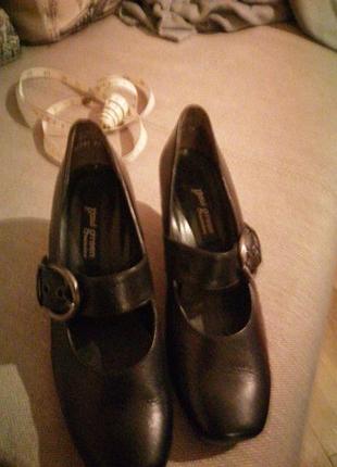 Кожаные шорты производства австрии