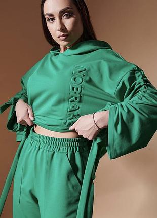 Яркий дизайнерский костюм украинского производителя nobrakes