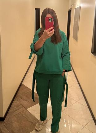 Яркий дизайнерский костюм украинского производителя nobrakes