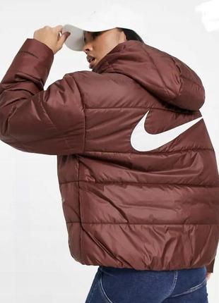 Nike женский пуховик куртка зимняя демисезонная