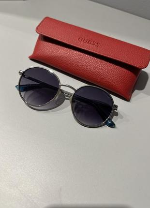 Окуляри guess