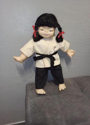 Винтажная кукла девочка китаянка, борец кунг фу
