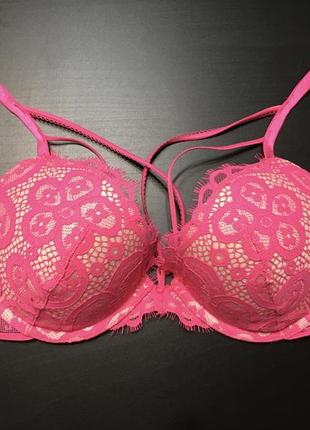 Розовый кружевной бюстгалтер push-up victoria’s secret1 фото