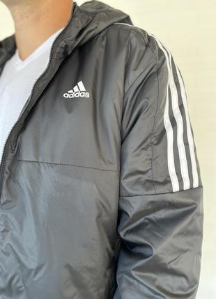 Куртка adidas оригинал4 фото