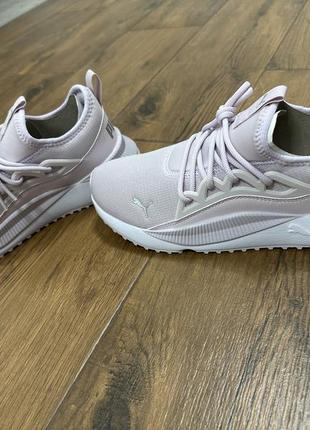 Жіноча кросівки puma pacer future allure lavender fog-puma silver оригінал4 фото