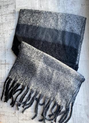 Длинный шарф букле черный с серым клетка4 фото